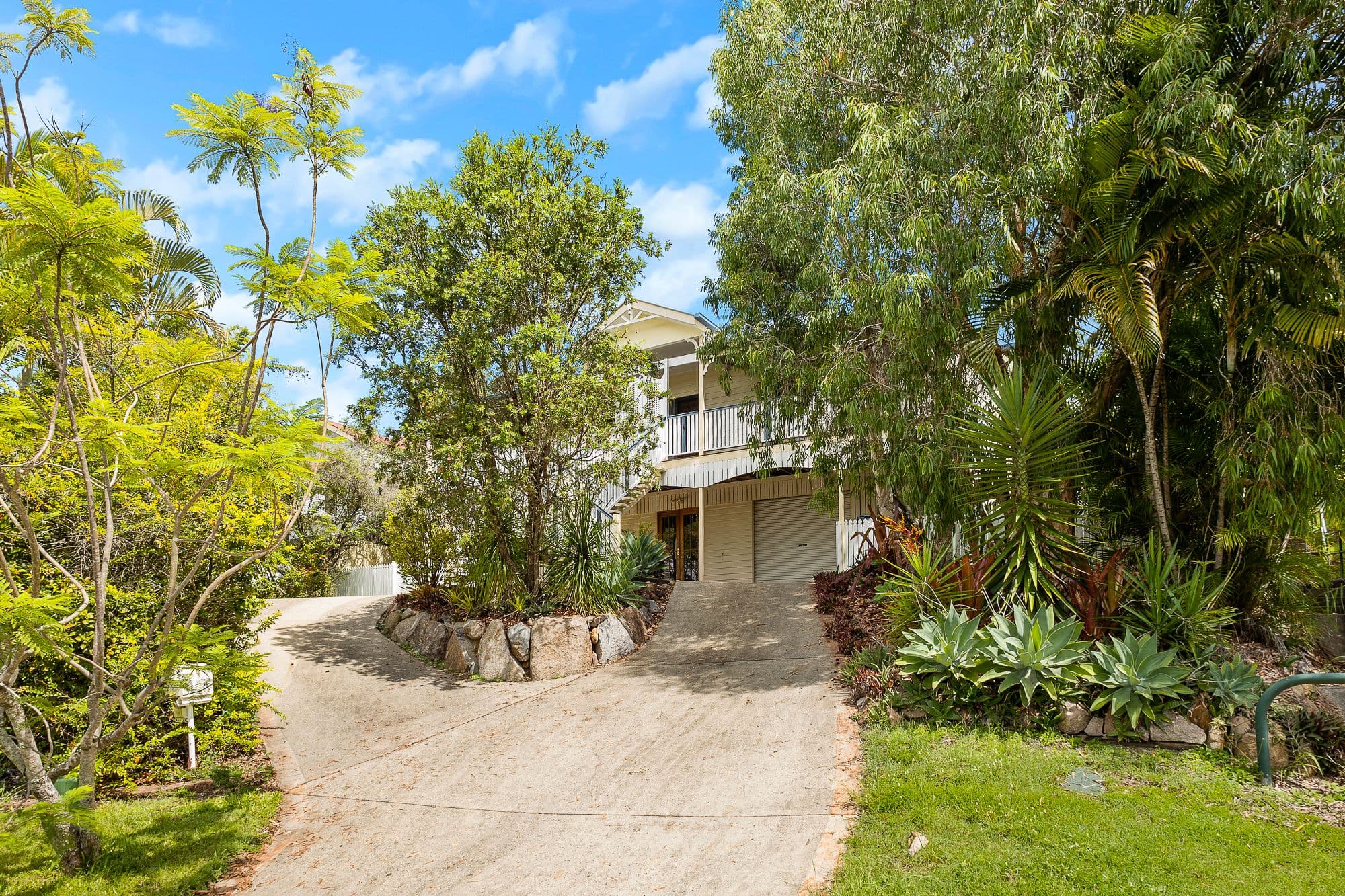 5 Medeo Court, Eatons Hill QLD 4037, Eatons Hill - Thumbnail 4