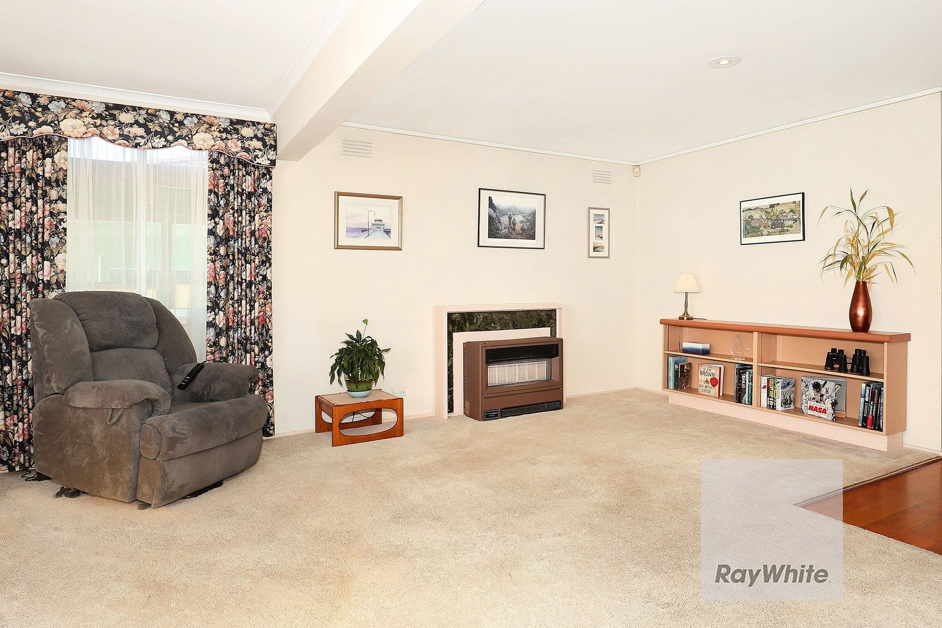 99 Taylor Drive, Gladstone Park VIC 3043, Gladstone Park - Thumbnail 4