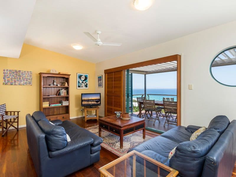 6 Cumming Parade, Point Lookout QLD 4183, Point Lookout - Thumbnail 2