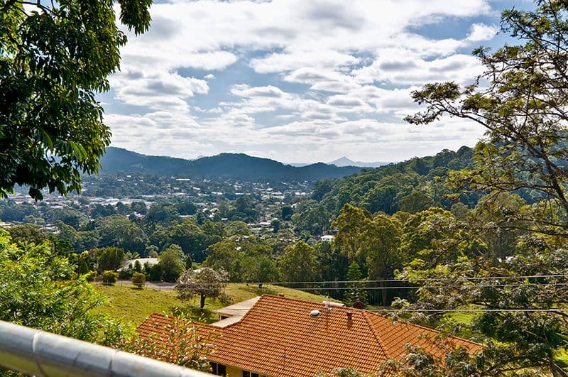 27 Panorama Drive, ROSEMOUNT QLD 4560, Rosemount - Thumbnail 2
