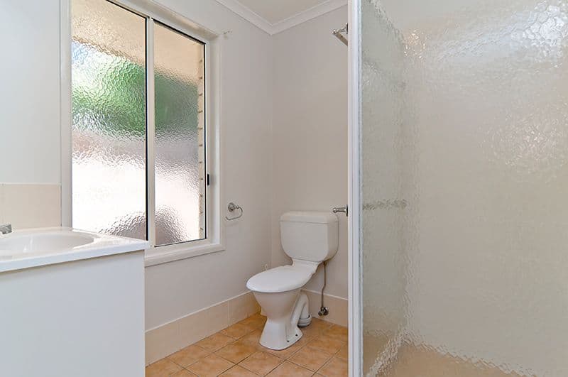 27 Panorama Drive, ROSEMOUNT QLD 4560, Rosemount - Thumbnail 7