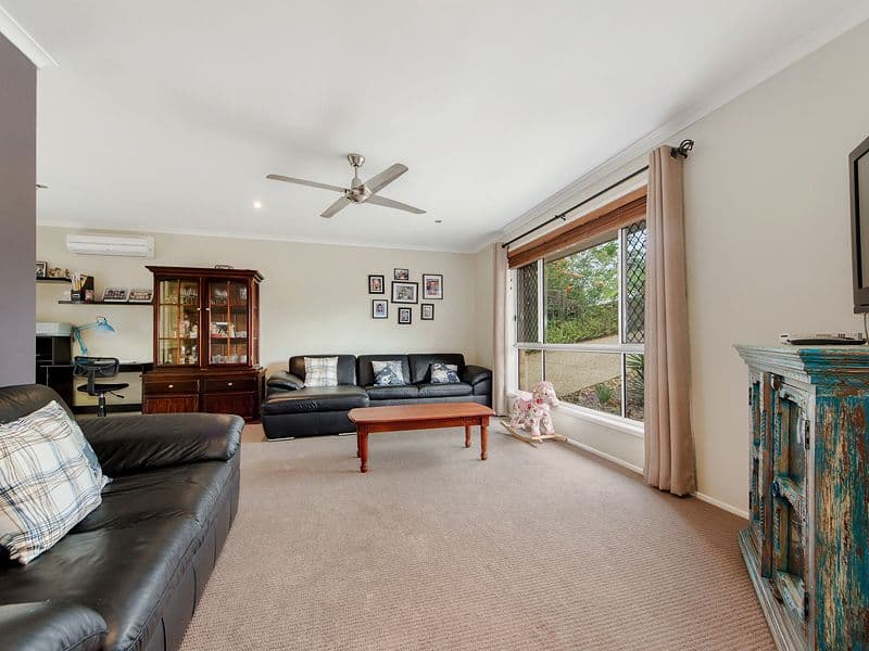 32 Merridown Drive, Merrimac QLD 4226, Merrimac - Thumbnail 5