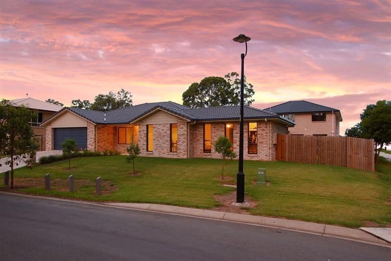 8 Surrey Close, BALD HILLS QLD 4036, Bald Hills - Image 1