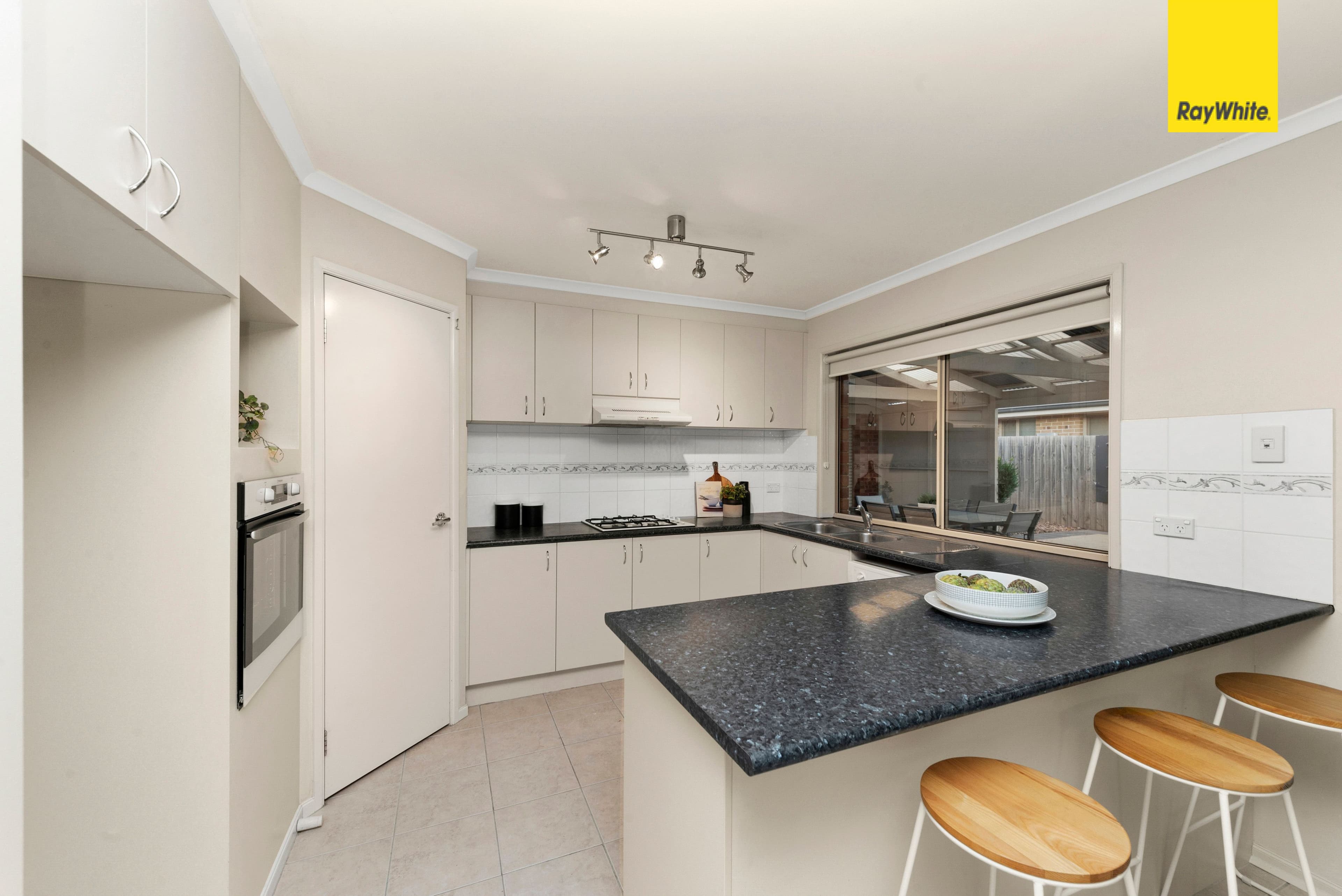 19 Pyrmont Terrace, Taylors Hill VIC 3037, Taylors Hill - Thumbnail 5
