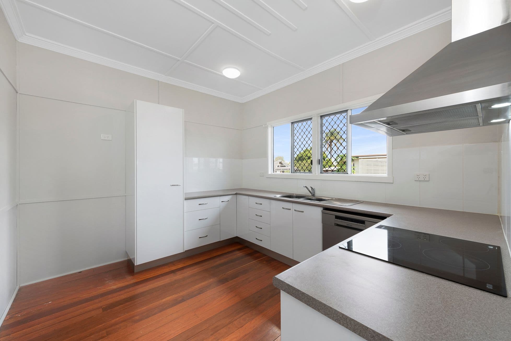 92 Electra Street, Bundaberg West QLD 4670, Bundaberg West - Thumbnail 3