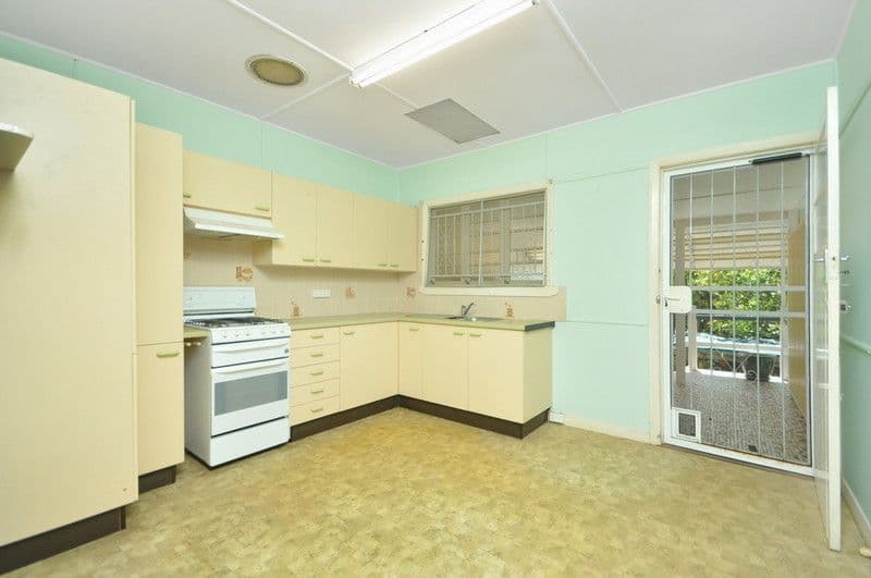 17 Cain Street, EVERTON PARK QLD 4053, Everton Park - Thumbnail 5