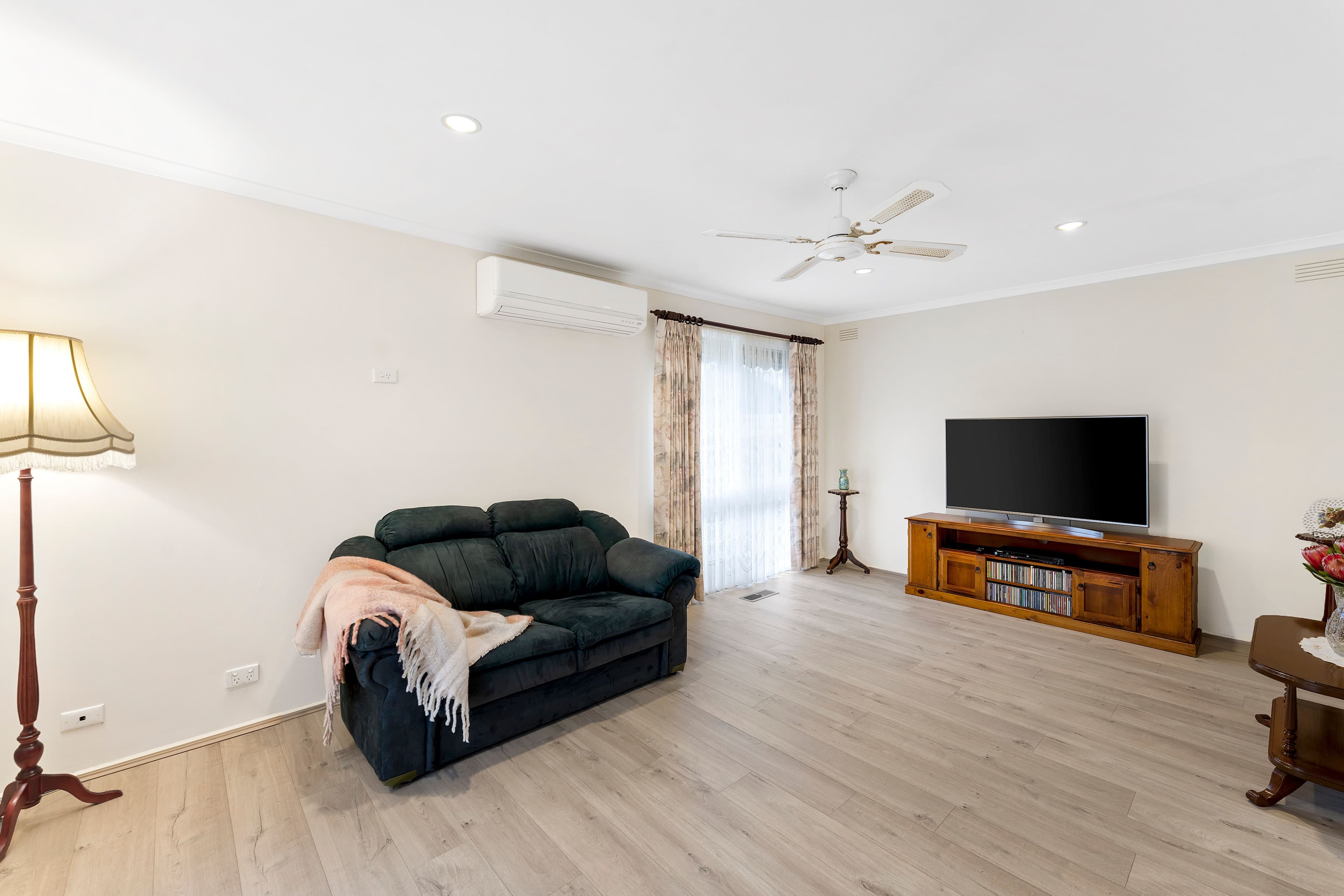29 Ruthven Street, Sunbury VIC 3429, Sunbury - Thumbnail 4