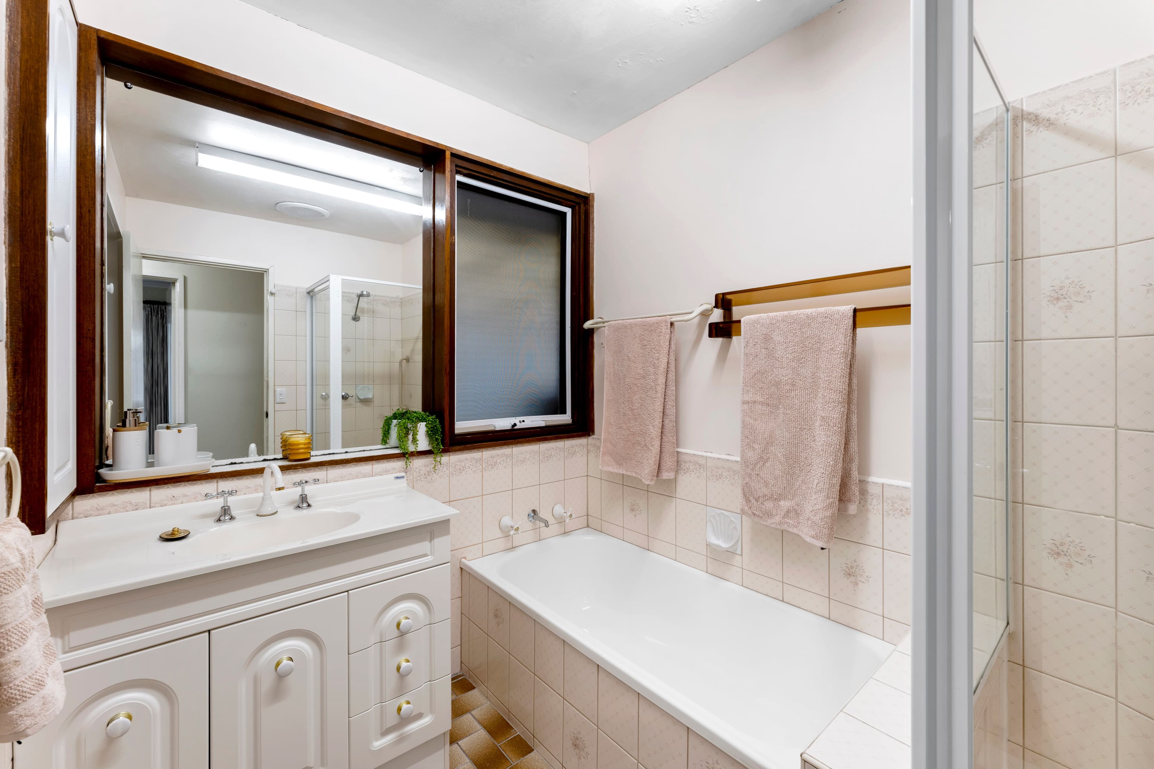 29 Ruthven Street, Sunbury VIC 3429, Sunbury - Thumbnail 6