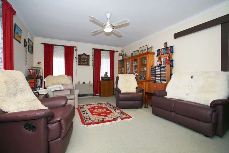 6 Bamboo Court, DOVETON VIC 3177, Doveton - Thumbnail 6
