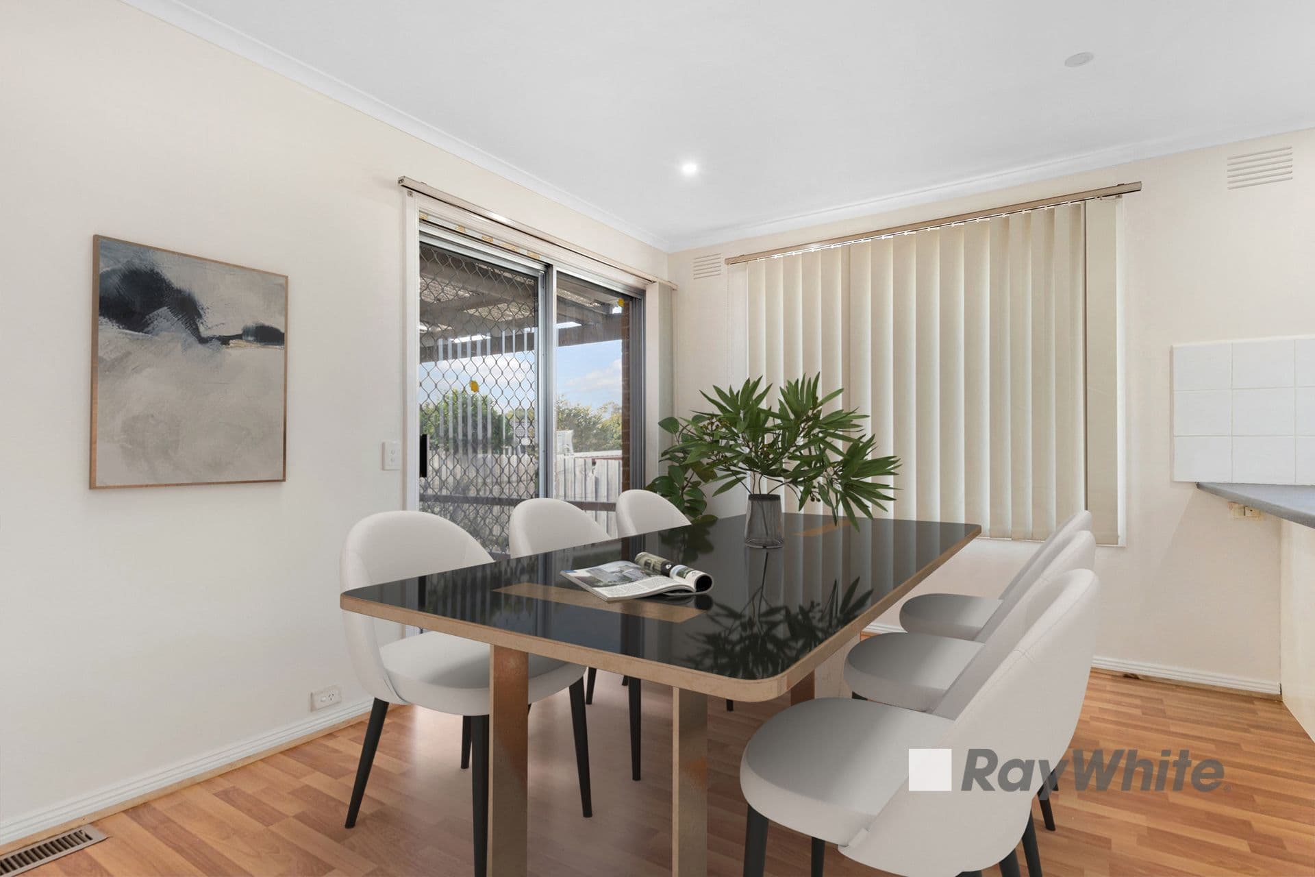3 Dawn Drive, Narre Warren VIC 3805, Narre Warren - Thumbnail 3