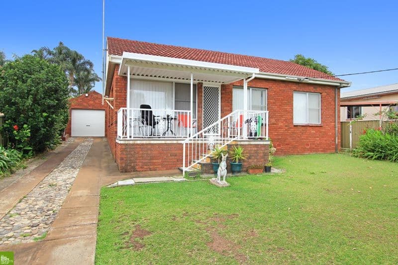 9 McGregor Avenue, BARRACK HEIGHTS NSW 2528, Barrack Heights - Image 1