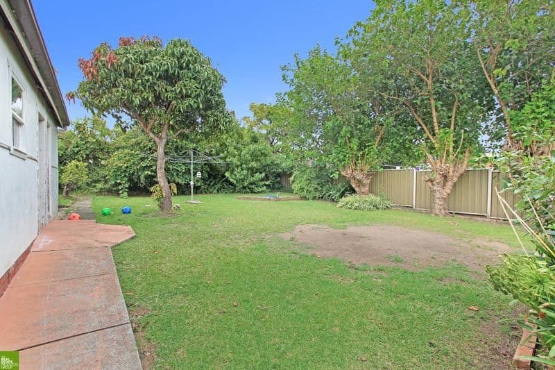 9 McGregor Avenue, BARRACK HEIGHTS NSW 2528, Barrack Heights - Thumbnail 7
