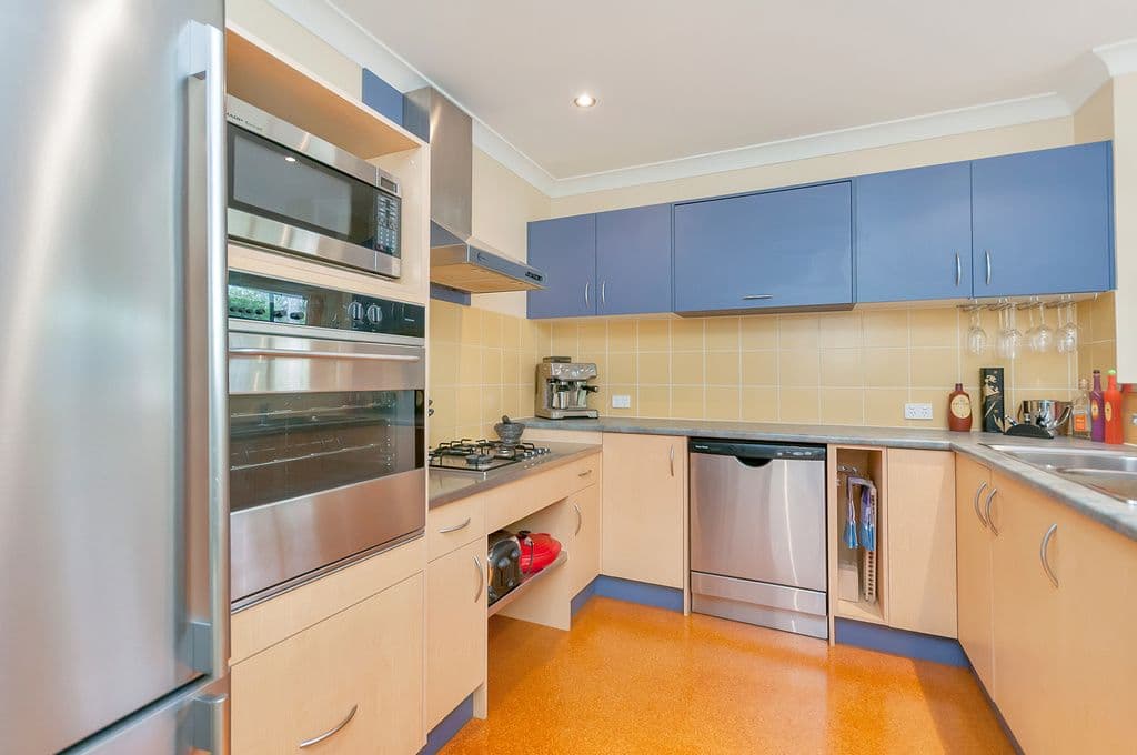 12 Burbong Street, Chapel Hill QLD 4069, Chapel Hill - Thumbnail 7
