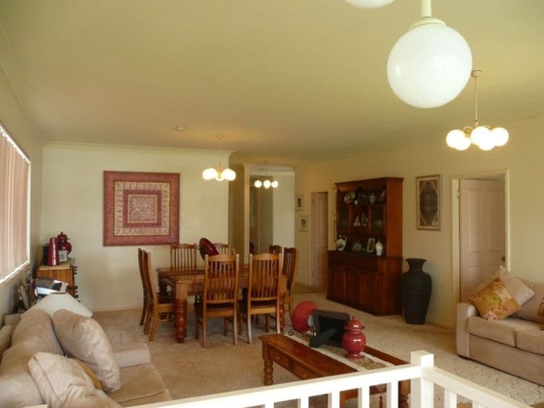 3  Boronia Street, BOLTON POINT NSW 2283, Bolton Point - Thumbnail 3