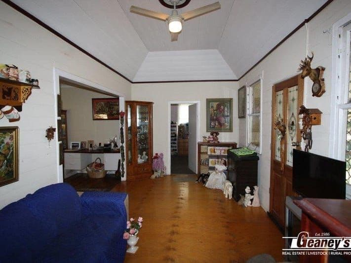 98 King Street, CHARTERS TOWERS CITY QLD 4820, Charters Towers City - Thumbnail 3