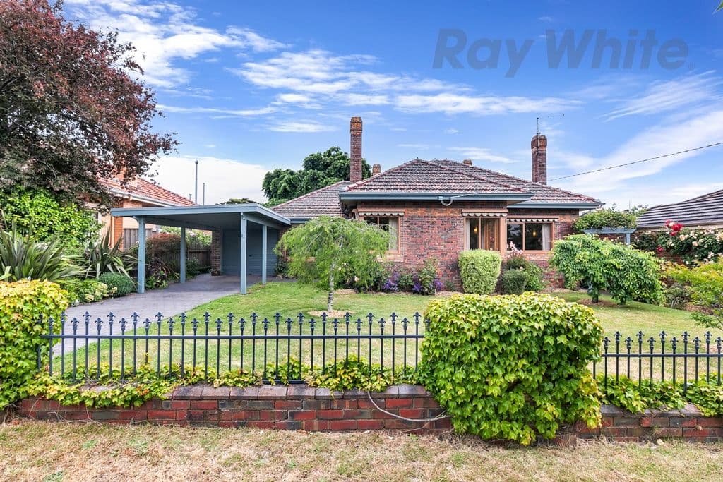 11 Brawn Avenue, Lake Wendouree VIC 3350, Lake Wendouree - Image 1
