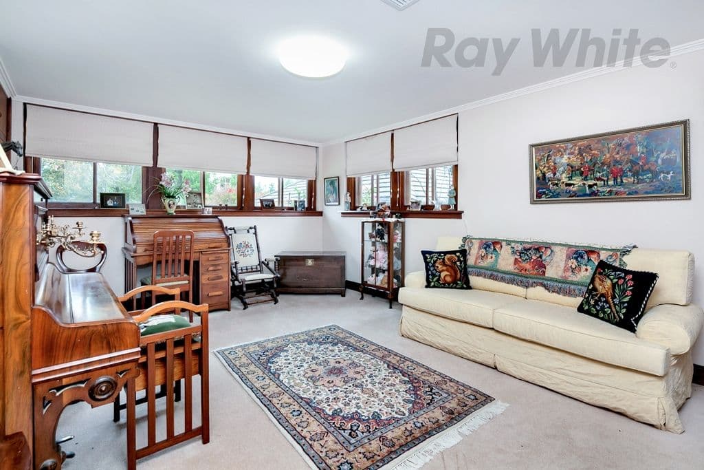 11 Brawn Avenue, Lake Wendouree VIC 3350, Lake Wendouree - Thumbnail 6