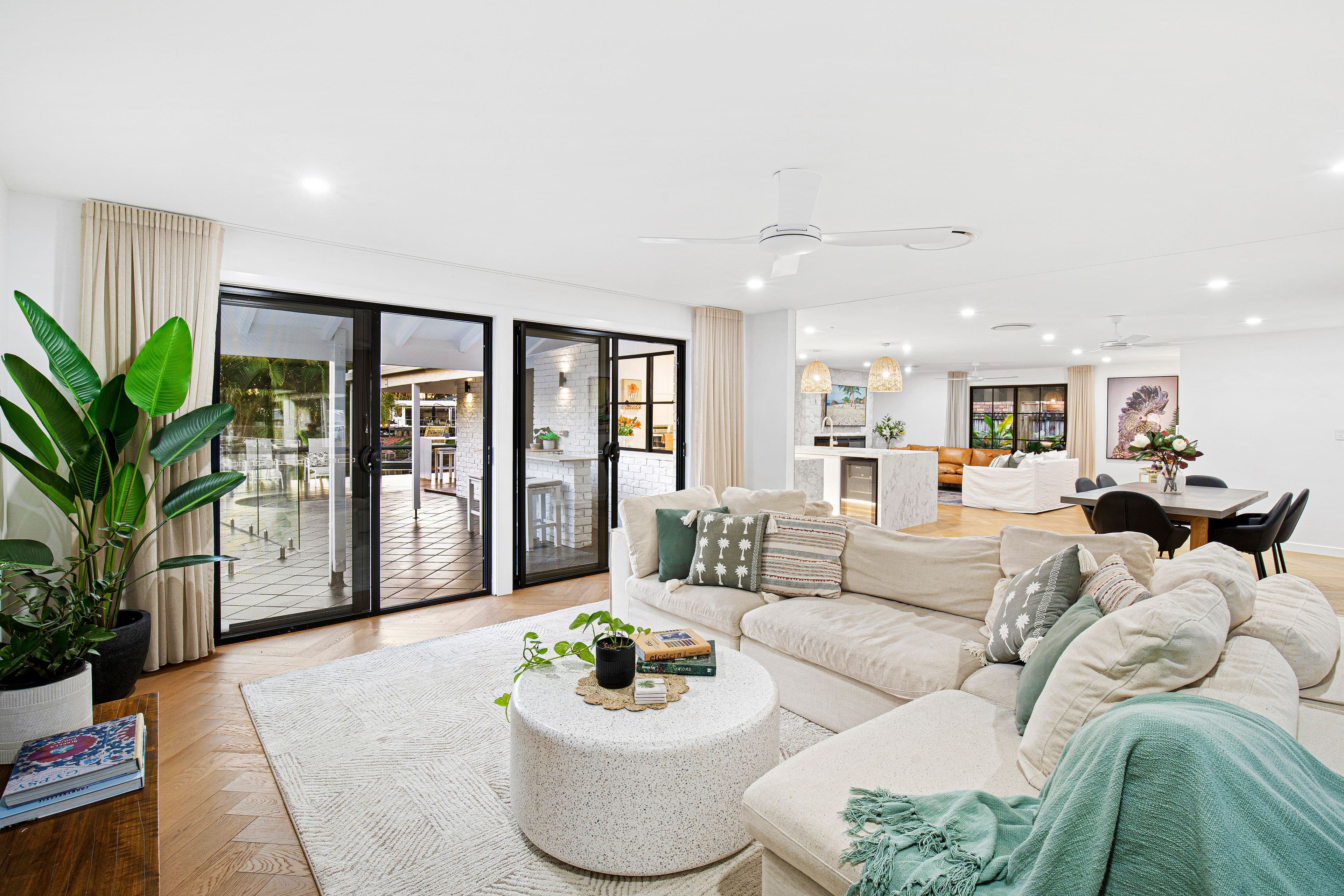34 Coolong Crescent, Carrara QLD 4211, Carrara - Thumbnail 5