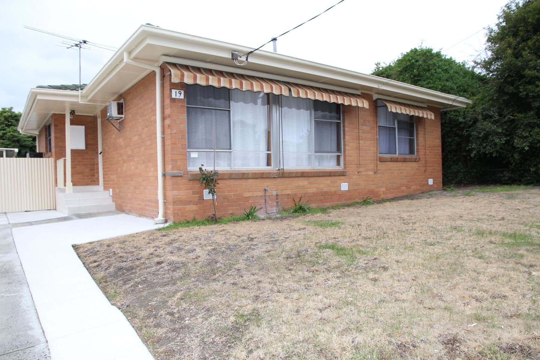 19 Wirilda Crescent, FRANKSTON NORTH VIC 3200, Frankston North - Image 1