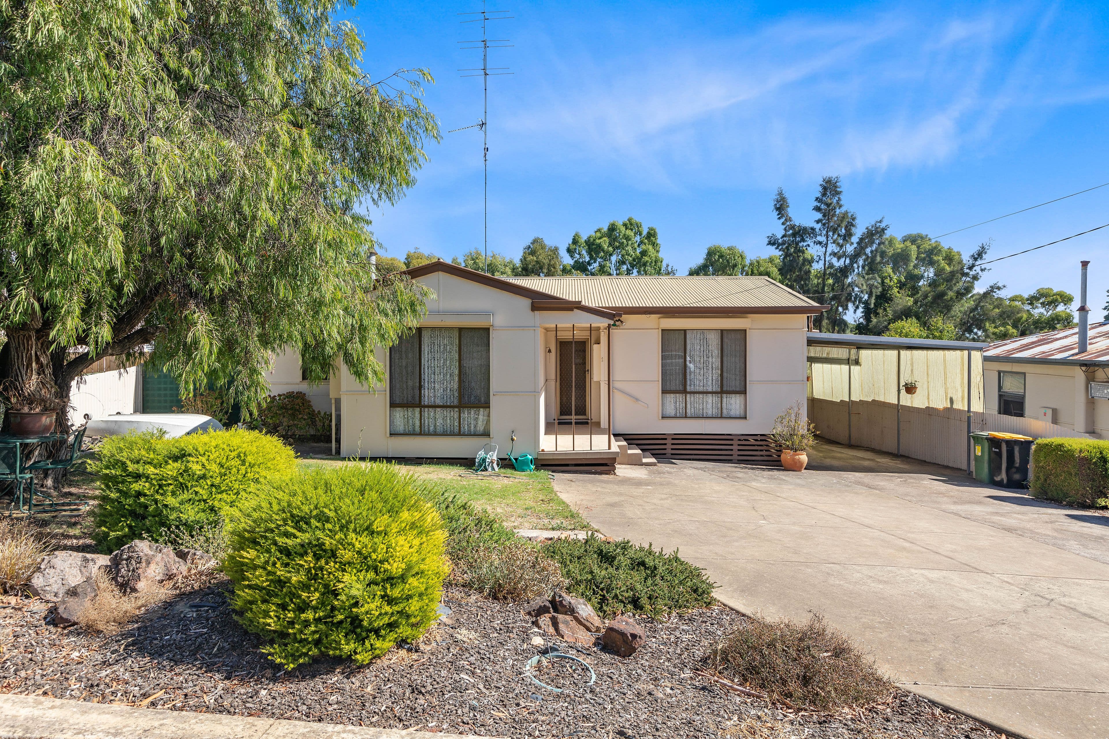 43 Essington Avenue, Clare SA 5453, Clare - Thumbnail 2