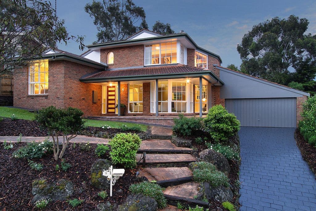 5 LANIER Crescent, CROYDON NORTH VIC 3136, Croydon North - Thumbnail 3