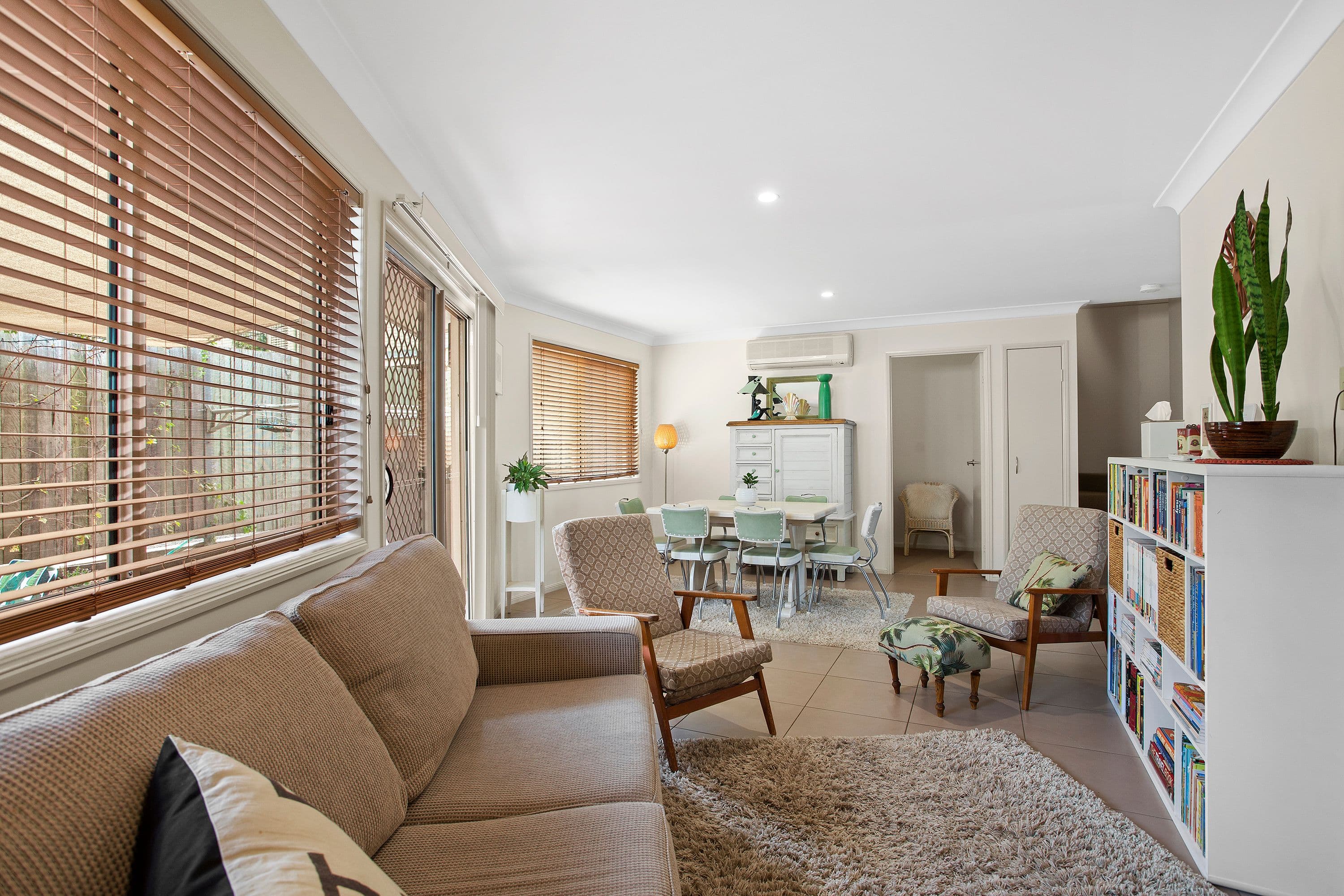 16 Anzac Avenue, Newtown QLD 4350, Newtown - Thumbnail 2