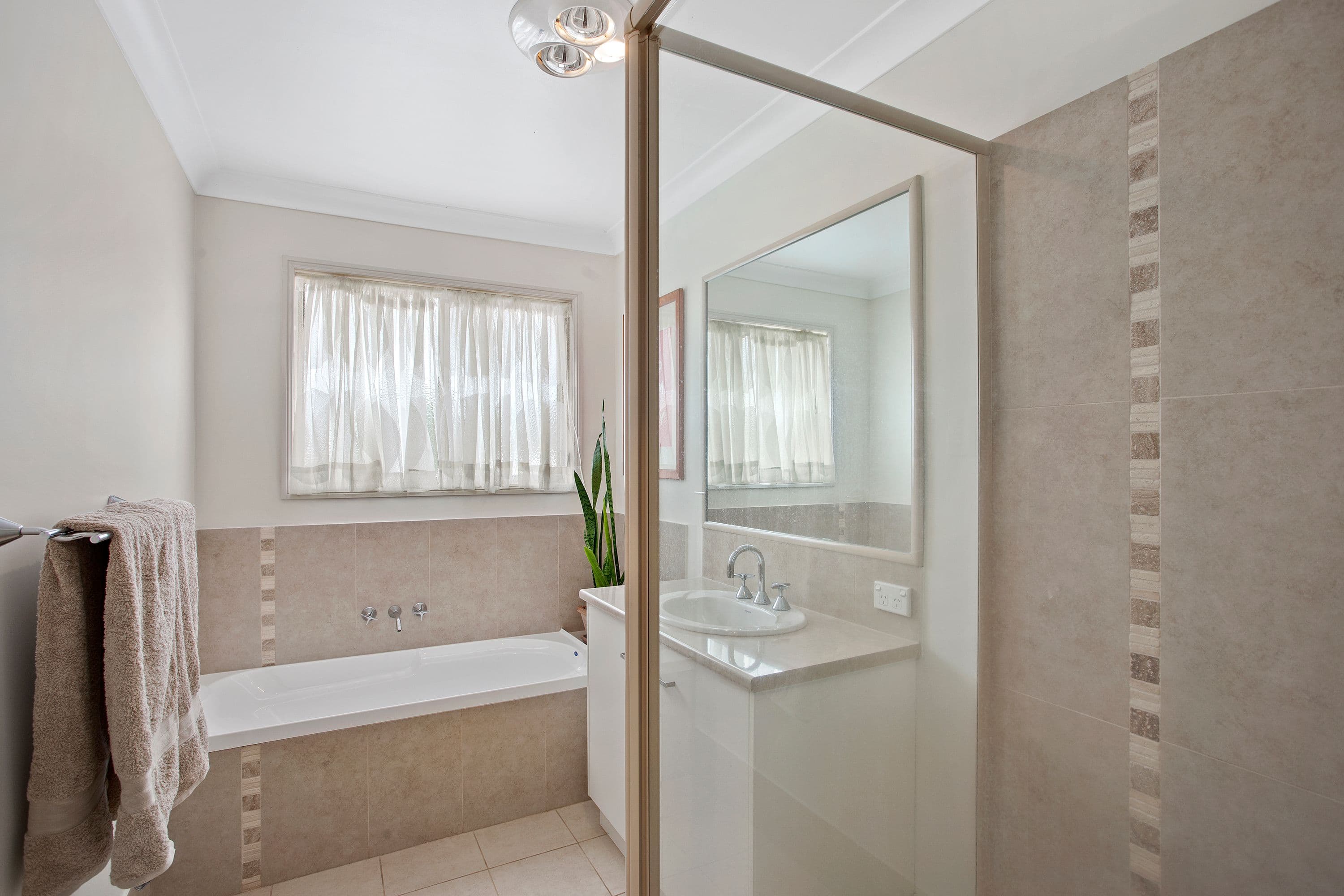 16 Anzac Avenue, Newtown QLD 4350, Newtown - Thumbnail 8