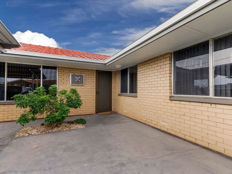 2 Buckingham Street, Mount Tarcoola WA 6530, Mount Tarcoola - Thumbnail 2