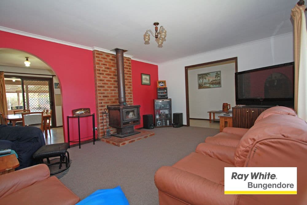 17 Duralla Street, Bungendore - Thumbnail 2