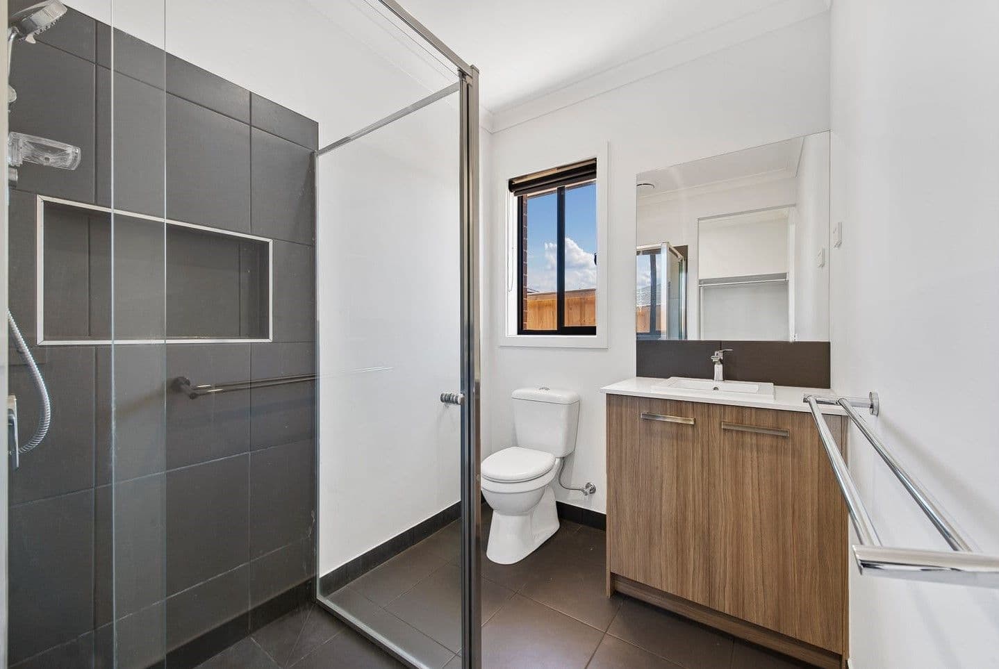 10 Gilfillan Circuit, THORNHILL PARK VIC 3335, Thornhill Park - Thumbnail 7