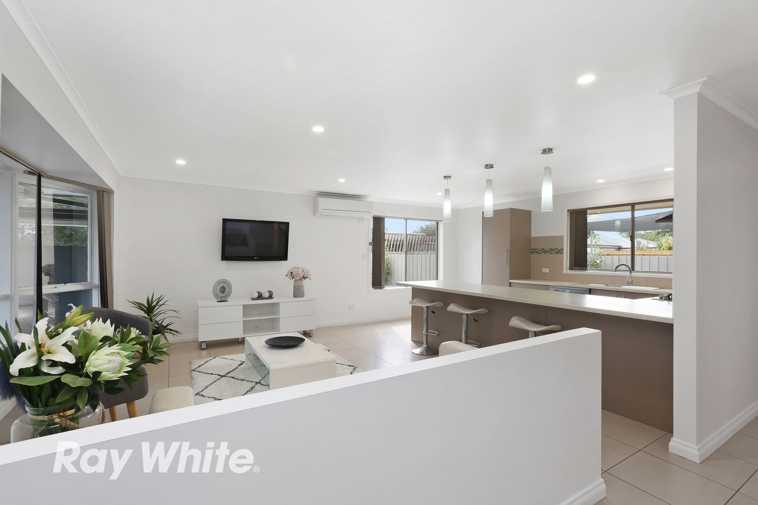 11B Saintfield Street, Lara VIC 3212, Lara - Thumbnail 2
