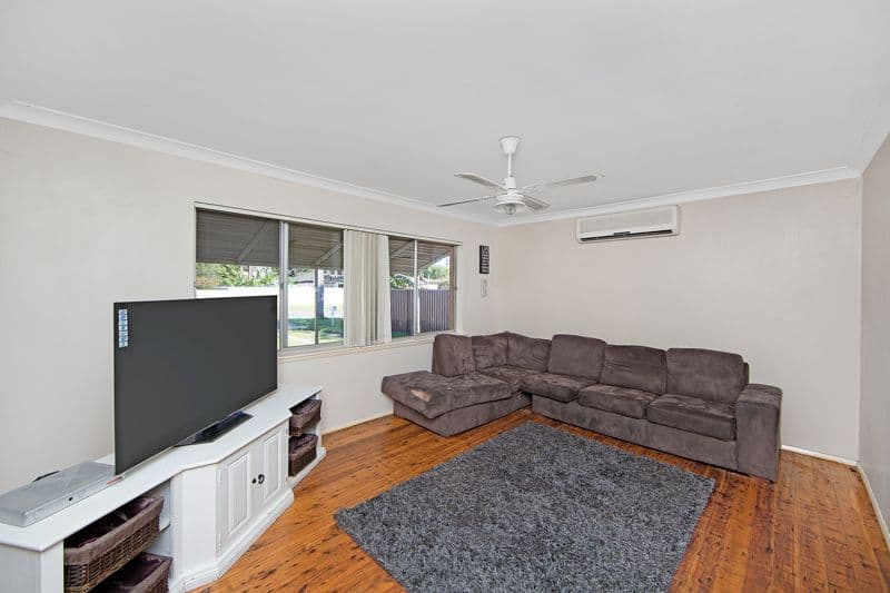 2 Tasman Avenue, Killarney Vale NSW 2261, Killarney Vale - Thumbnail 3
