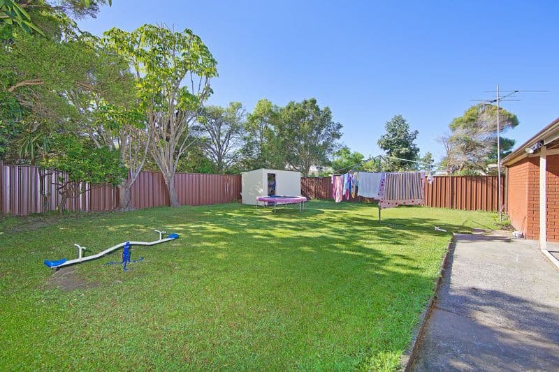 2 Tasman Avenue, Killarney Vale NSW 2261, Killarney Vale - Thumbnail 5