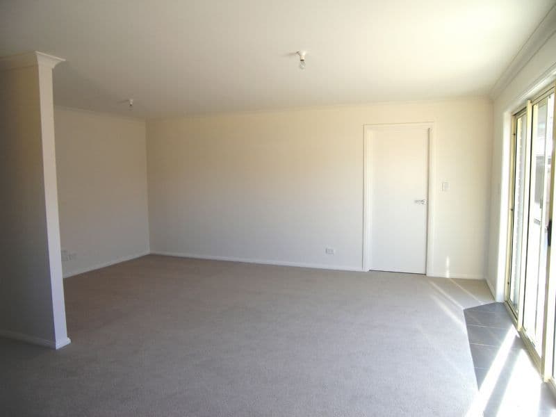 4 Eastfield Drive, NEWNHAM TAS 7248, Newnham - Thumbnail 5