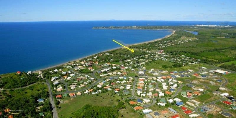 15 Turtle Place, BLACKS BEACH QLD 4740, Blacks Beach - Thumbnail 4
