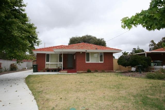 39 Golders Way, GIRRAWHEEN WA 6064, Girrawheen - Thumbnail 3