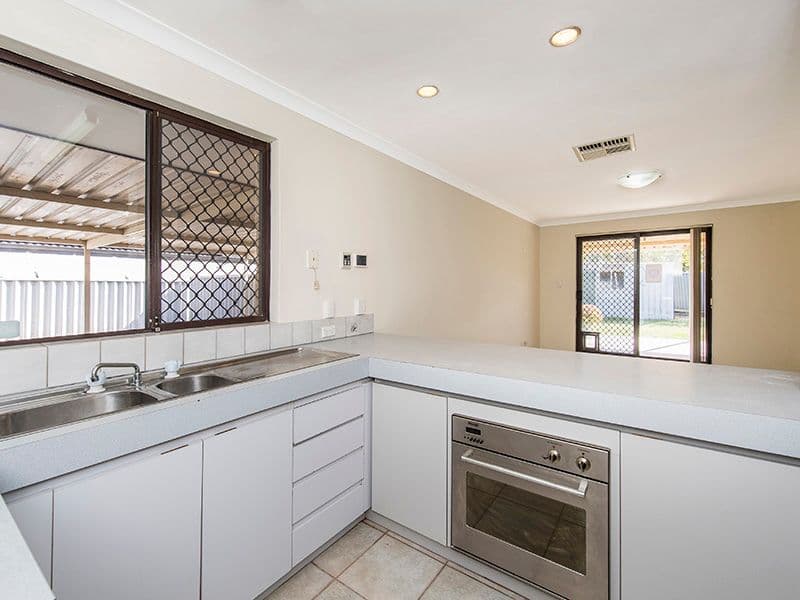 3 Fox Close, Waikiki WA 6169, Waikiki - Thumbnail 2