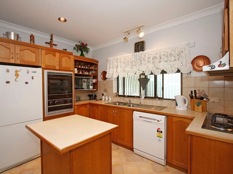 4 Taylor Street, REYNELLA SA 5161, Reynella - Thumbnail 2