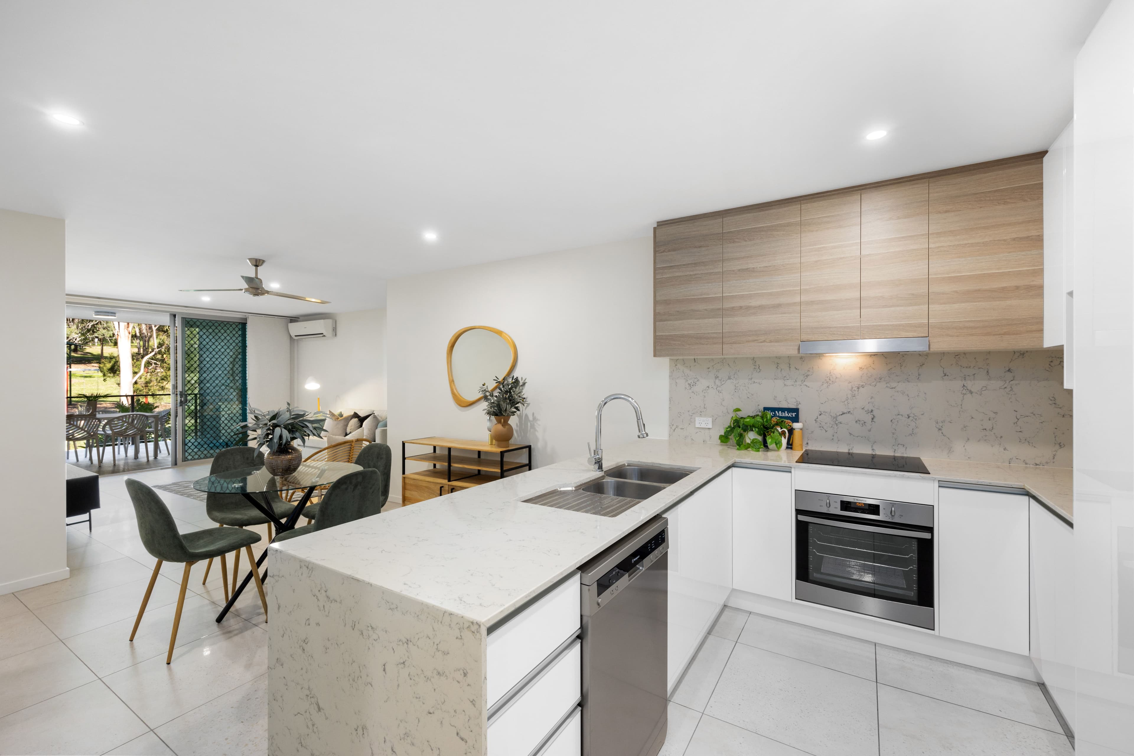 11-15 Adelaide Street, Carina QLD 4152, Carina - Thumbnail 4