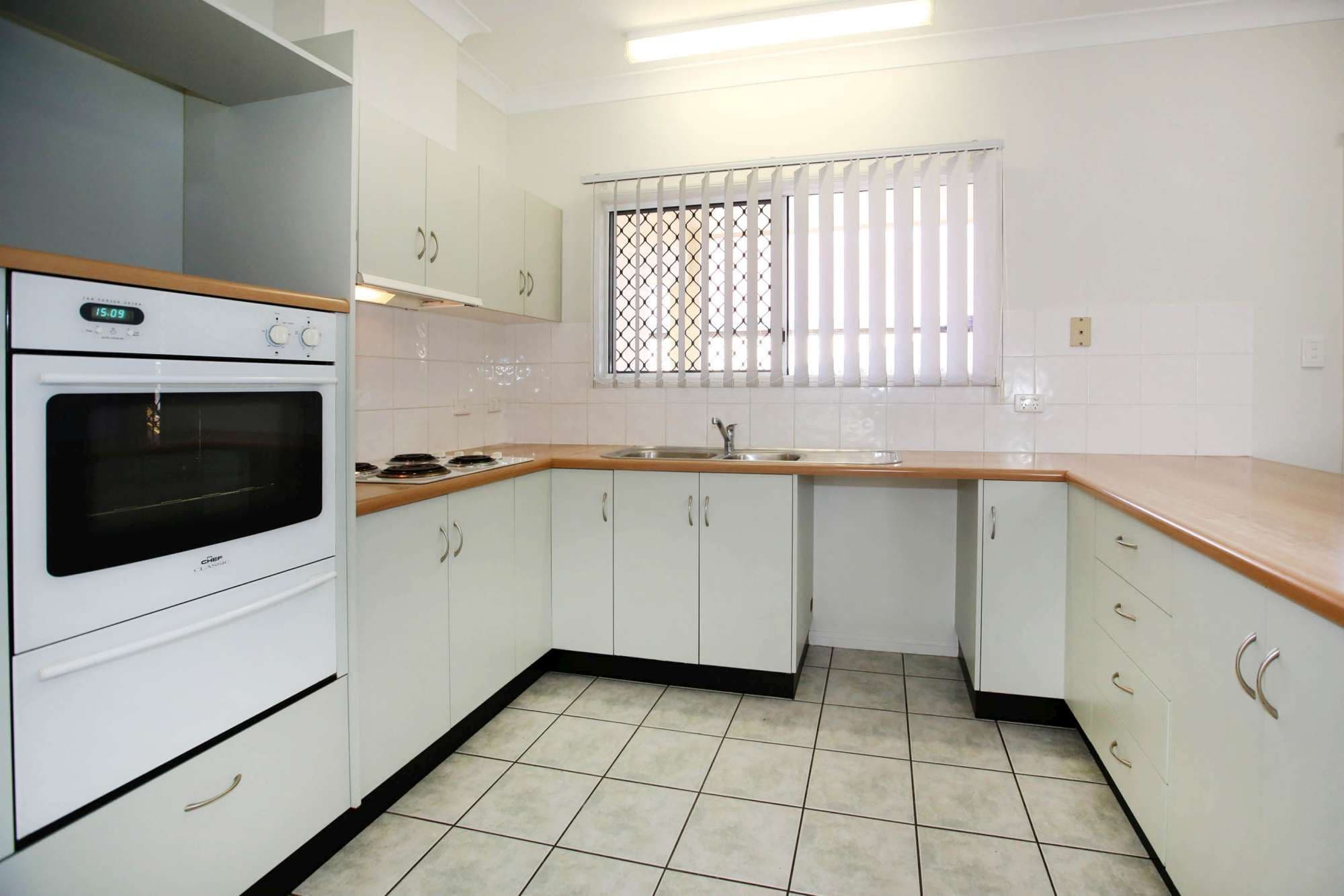 22 Damson Court, DOUGLAS QLD 4814, Douglas - Thumbnail 2