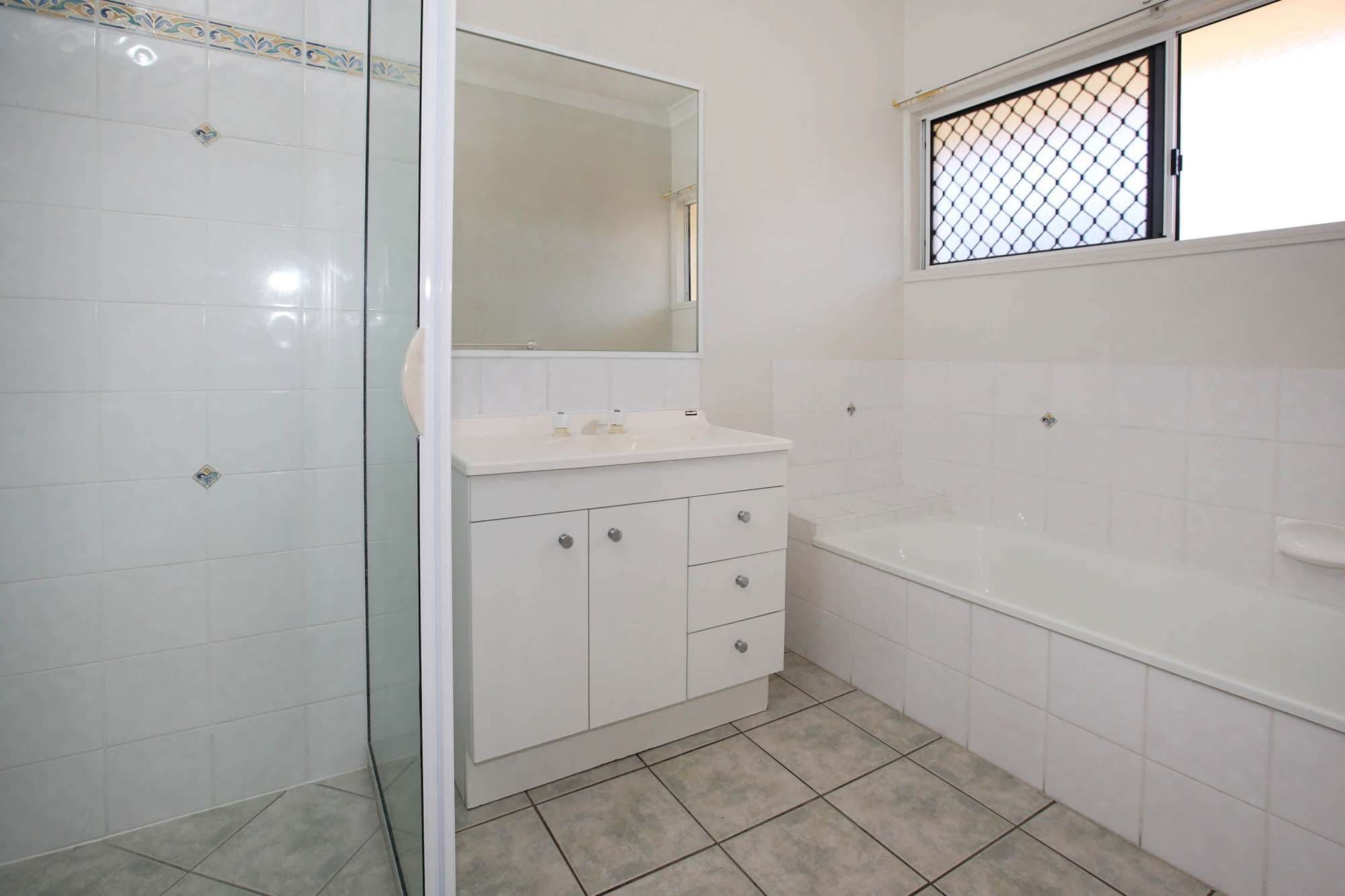 22 Damson Court, DOUGLAS QLD 4814, Douglas - Thumbnail 8