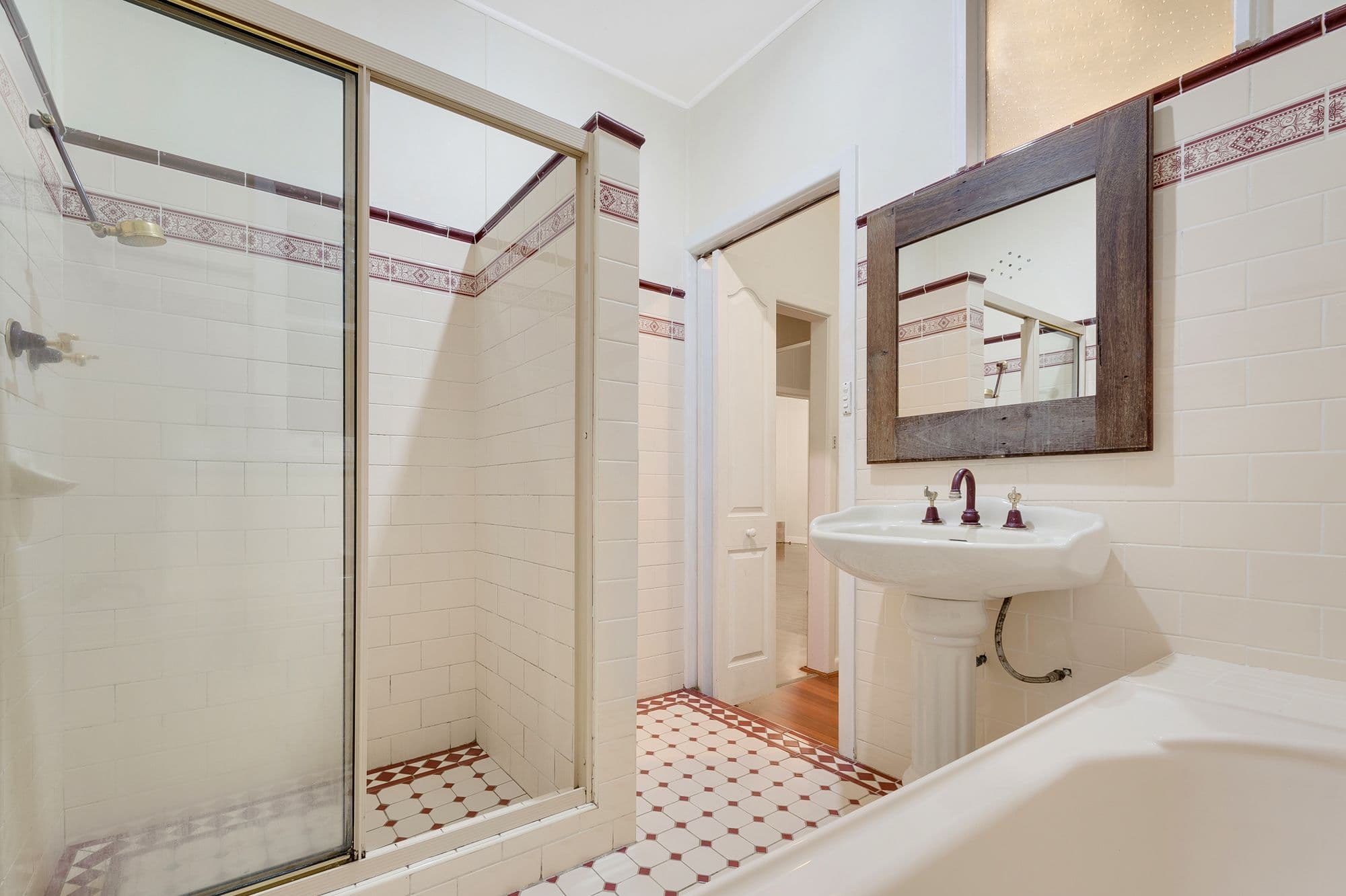 160 Harrow Road, Glenfield - Thumbnail 8