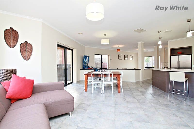 18 Whitmore Court, HILLSIDE VIC 3037, Hillside - Thumbnail 3