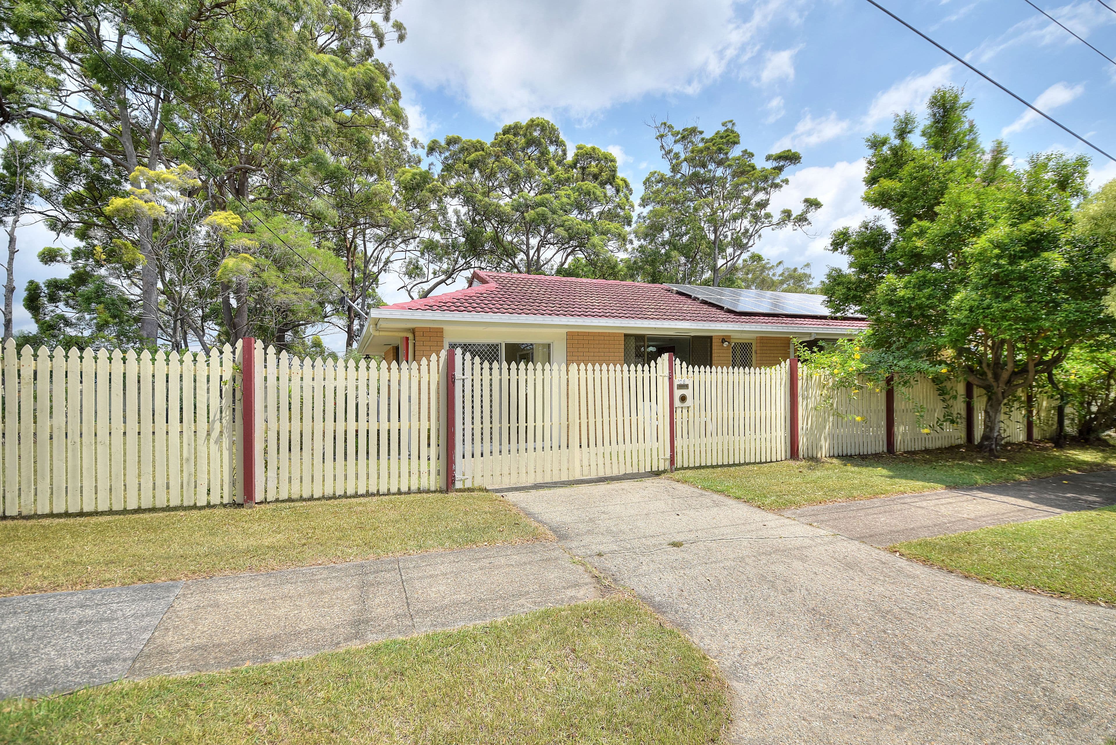 23 Kardella Street, Ashmore QLD 4214, Ashmore - Thumbnail 2