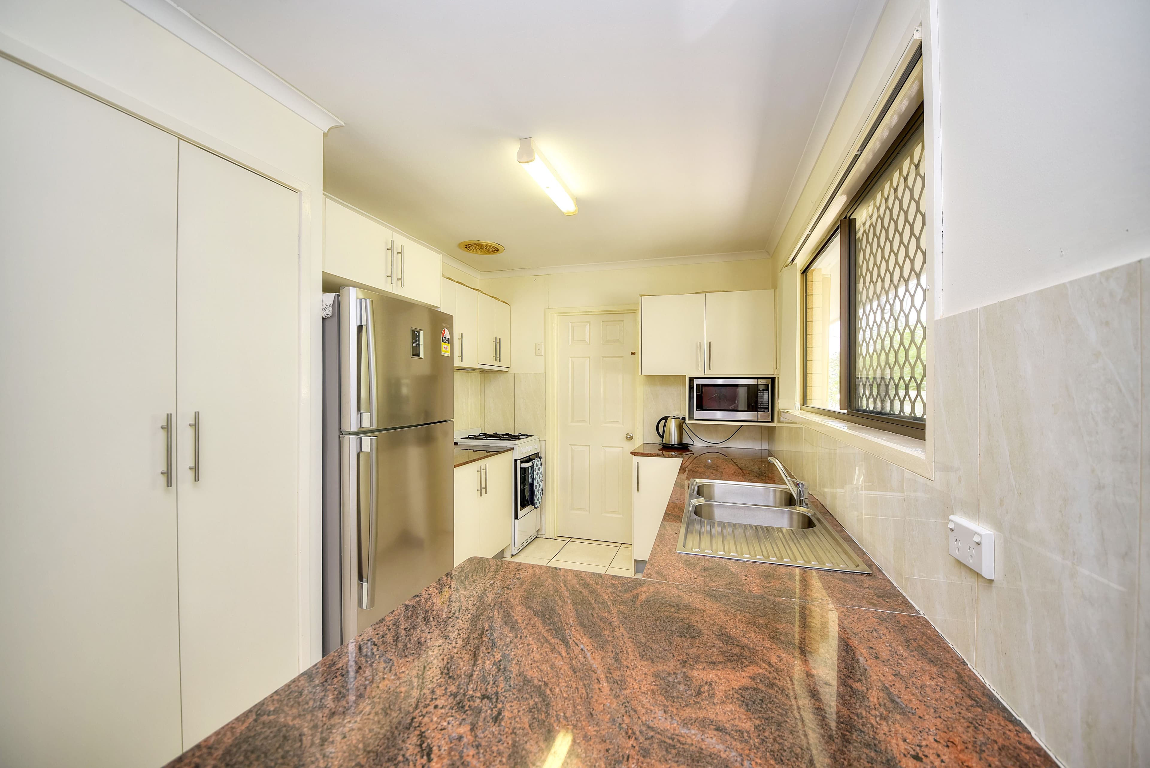 23 Kardella Street, Ashmore QLD 4214, Ashmore - Thumbnail 5