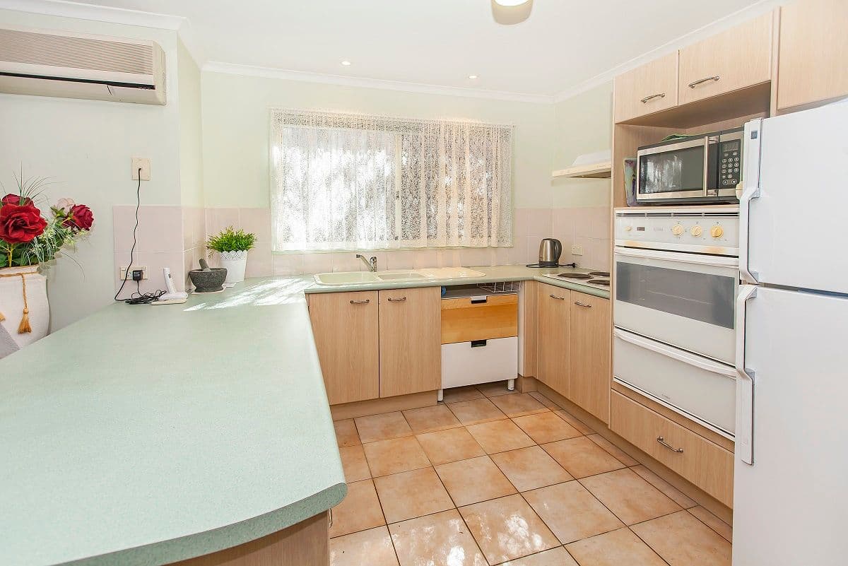 6 Owl Court, SPRINGFIELD QLD 4300, Springfield - Thumbnail 2