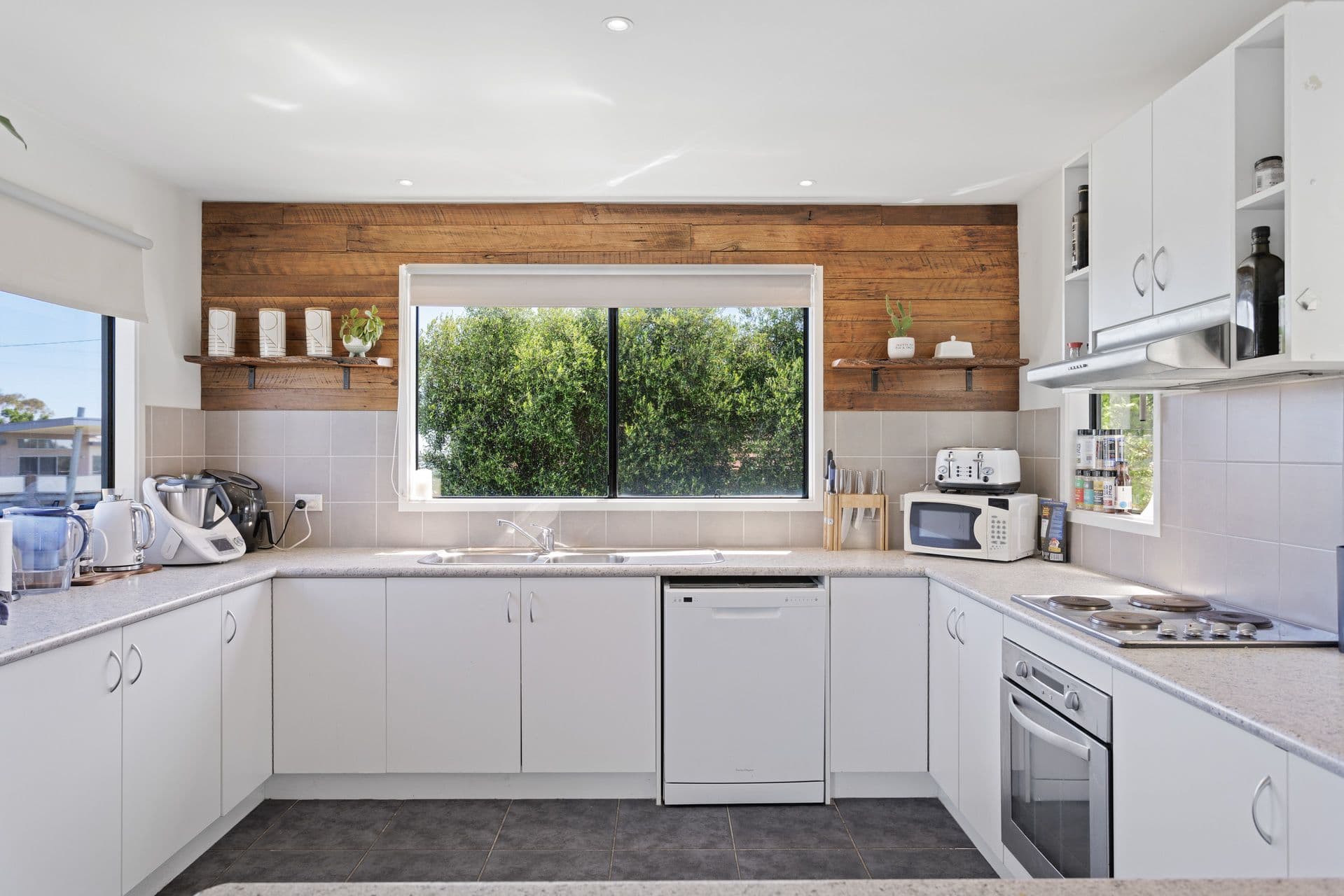 16 Genista Street, San Remo VIC 3925, San Remo - Thumbnail 7