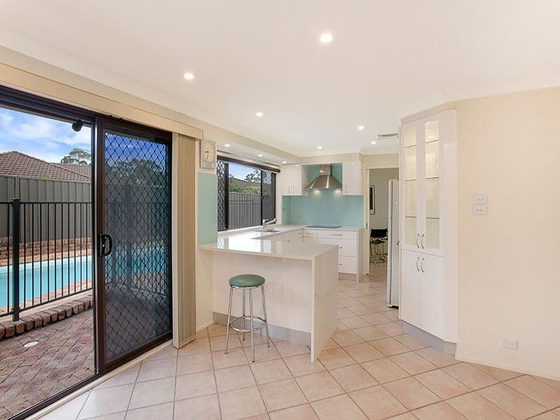 33 Spoonbill Avenue, Woronora Heights - Thumbnail 2