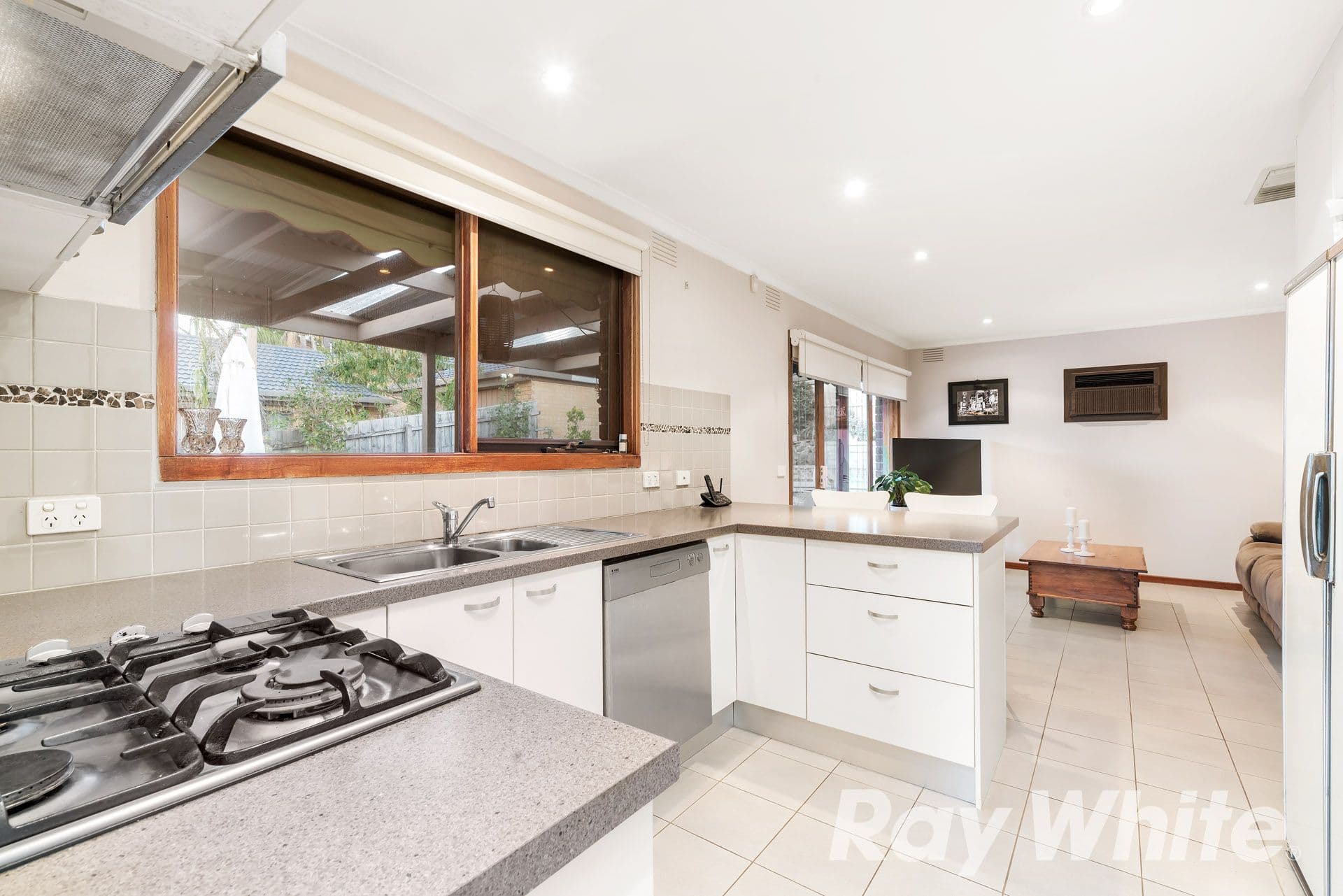 1 Gwyn Rise, Vermont South VIC 3133, Vermont South - Thumbnail 4