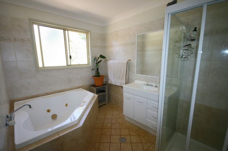 22 Cooee Crescent, MACLEAY ISLAND QLD 4184, Macleay Island - Thumbnail 2
